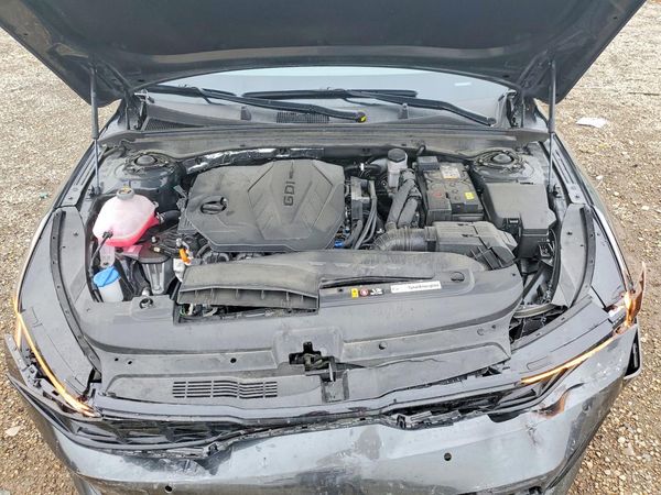 2026 KIA K5 LXS — Engine bay
