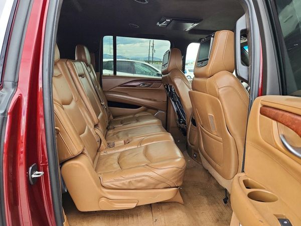 2017 CADILLAC ESCALADE — PSRS