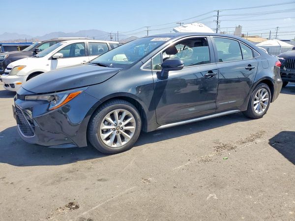 2022 TOYOTA COROLLA