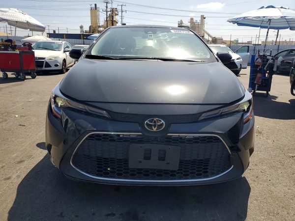 2022 TOYOTA COROLLA XLE
