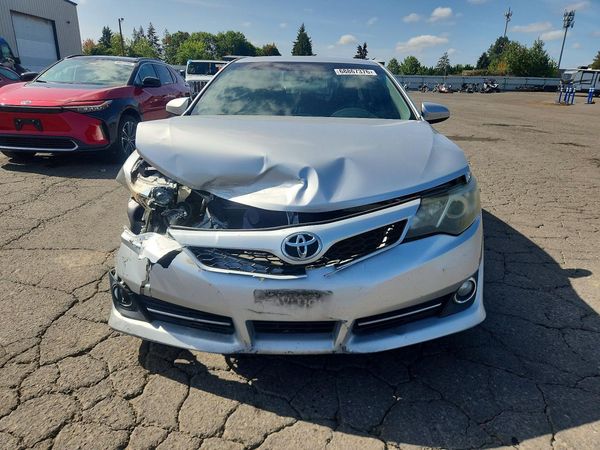 2013 TOYOTA CAMRY