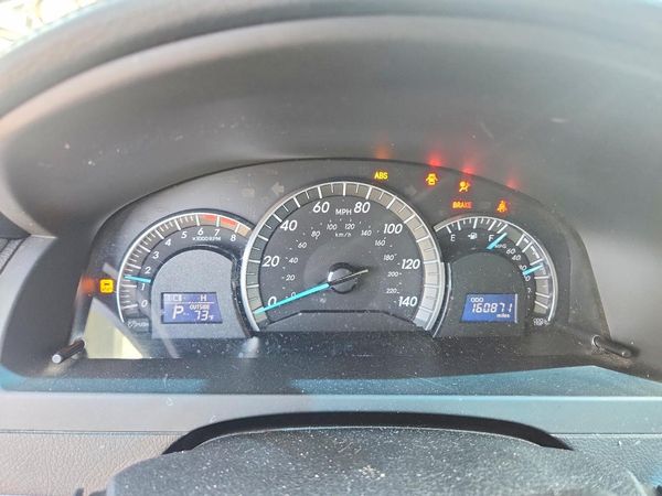 2013 TOYOTA CAMRY