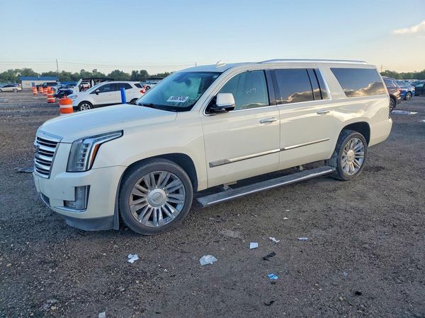 2015 CADILLAC ESCALADE — DSFA — Front 3/4