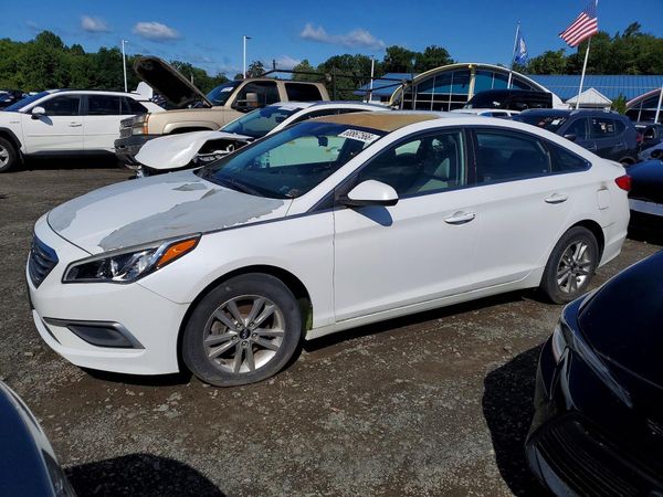 2017 HYUNDAI SONATA SE, Eco — Front 3/4