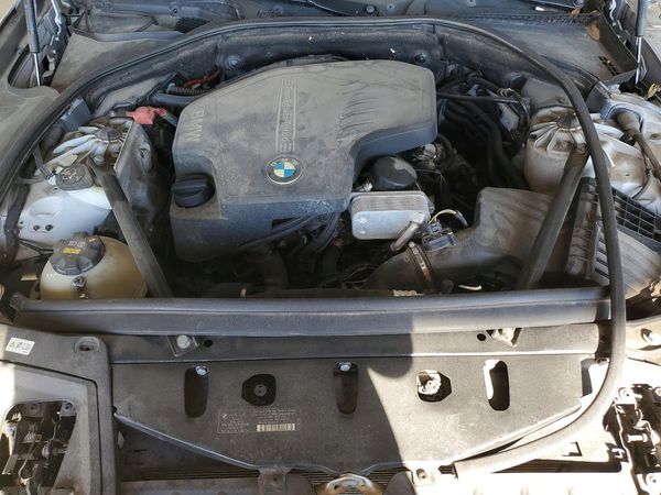 2014 BMW 528 — Engine bay