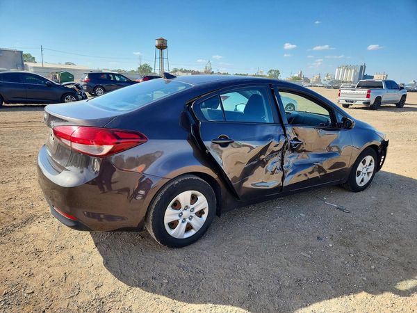 2017 KIA FORTE LX Base