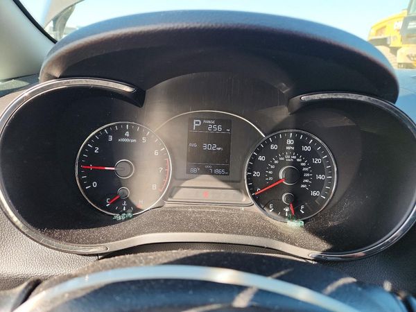 2017 KIA FORTE LX Base