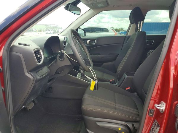 2024 HYUNDAI VENUE SEL / Limited