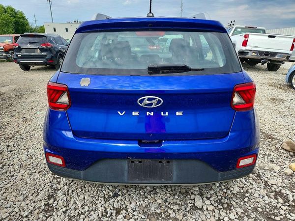 2023 HYUNDAI VENUE SEL, Limited — DIRR
