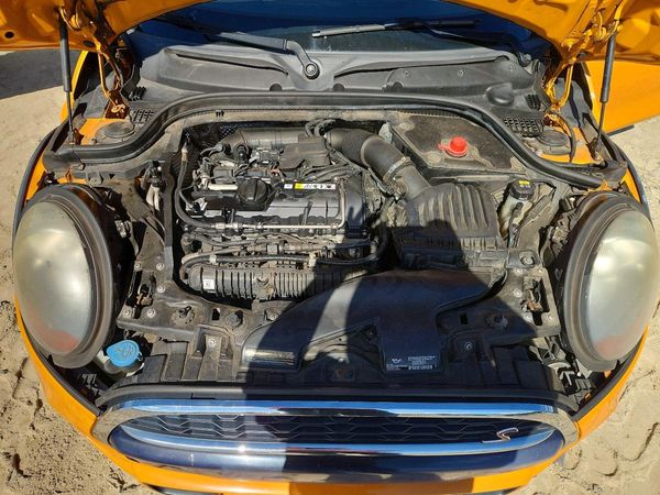 2015 MINI COOPER — Engine bay