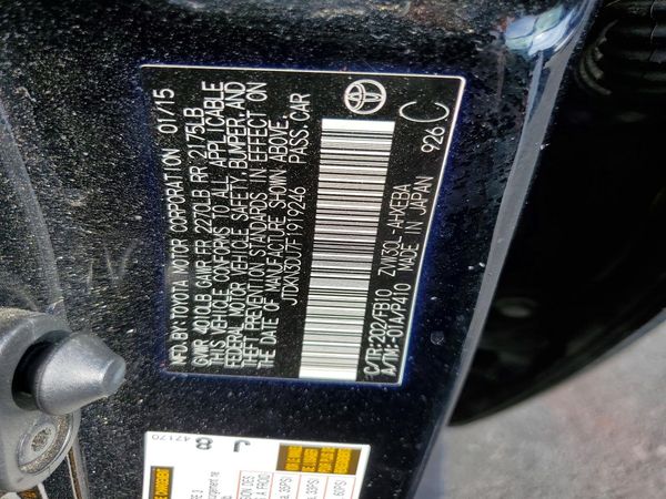 2015 TOYOTA PRIUS — VINS