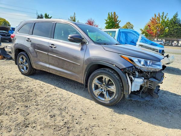 2018 TOYOTA HIGHLANDER Ltd/Ltd Platinum — Passenger 3/4