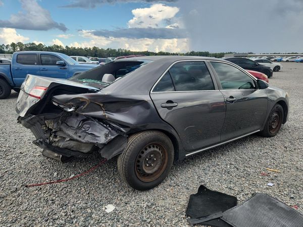 2012 TOYOTA CAMRY