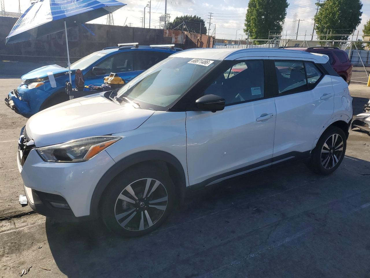 2019 NISSAN KICKS — Front 3/4