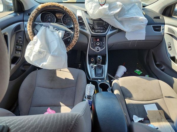 2016 HYUNDAI ELANTRA — CKPT