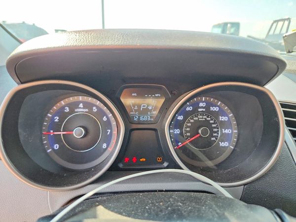 2016 HYUNDAI ELANTRA — ODOM