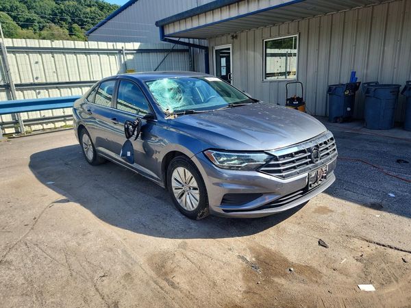2019 VOLKSWAGEN JETTA S, SE, R-Line — Passenger 3/4