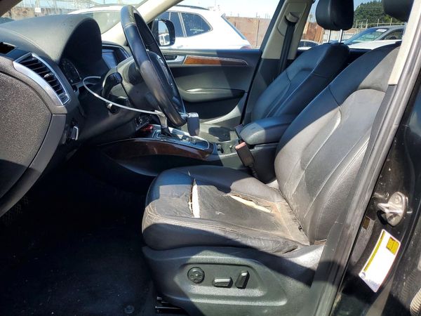 2012 AUDI Q5 Premium