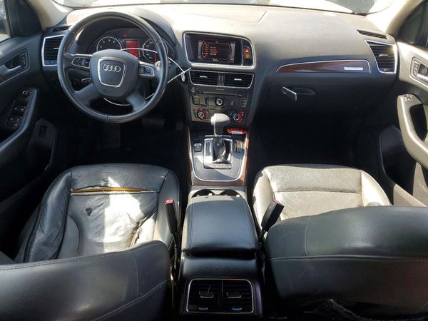 2012 AUDI Q5 Premium