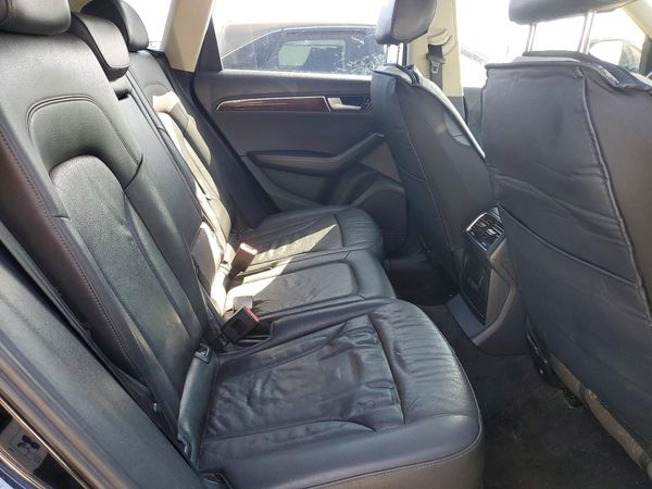 2012 AUDI Q5 Premium
