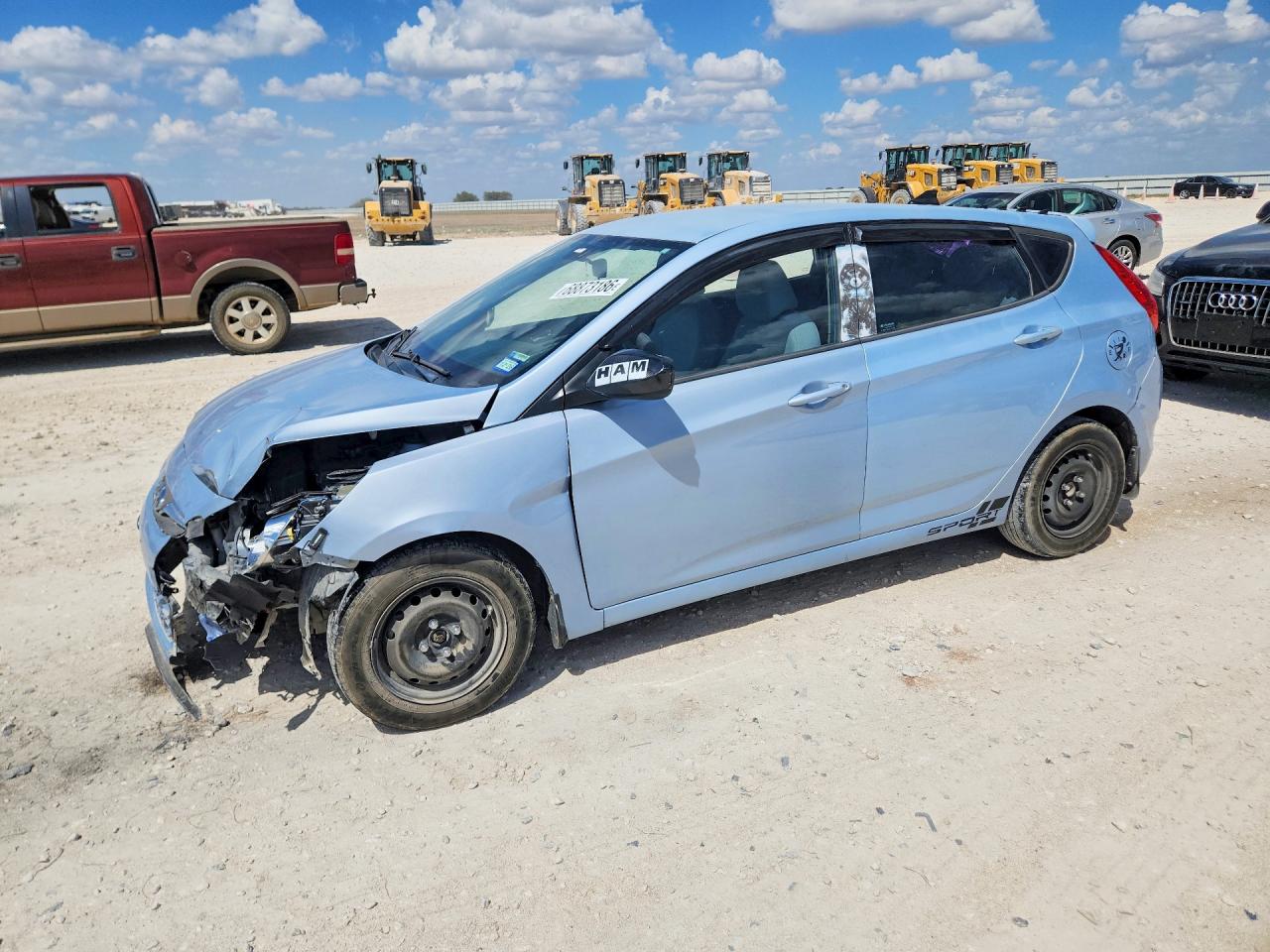 2012 HYUNDAI ACCENT GLS (Middle grade)