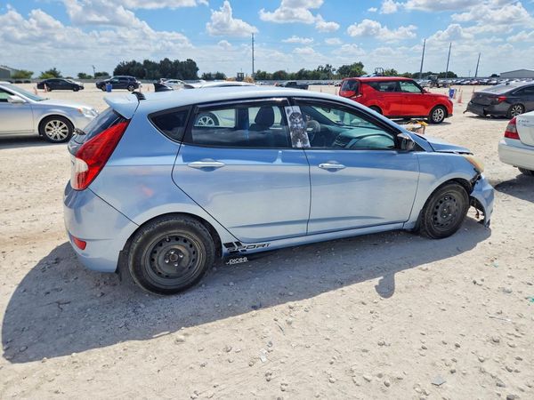2012 HYUNDAI ACCENT GLS (Middle grade)