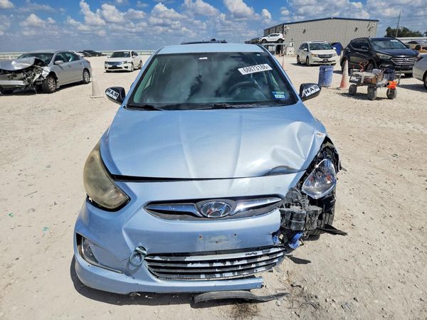 2012 HYUNDAI ACCENT GLS (Middle grade)