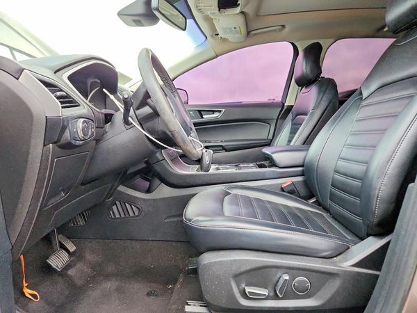 2019 FORD EDGE SEL — DENT