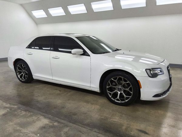 2018 CHRYSLER 300 300S — Passenger 3/4