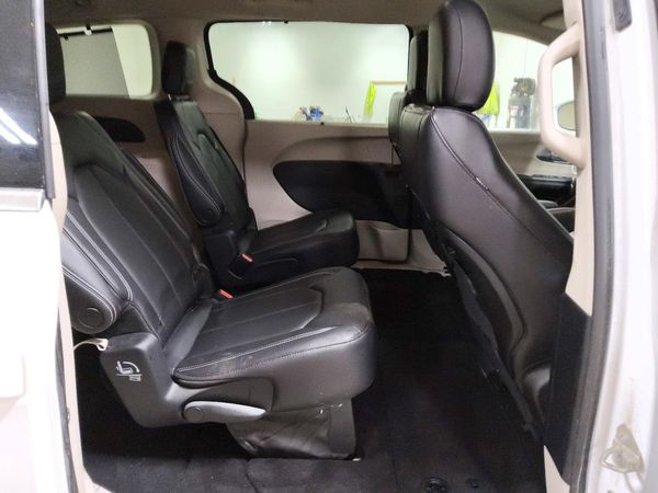 2022 CHRYSLER PACIFICA Touring L — PSRS
