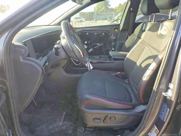2025 HYUNDAI TUCSON — DENT