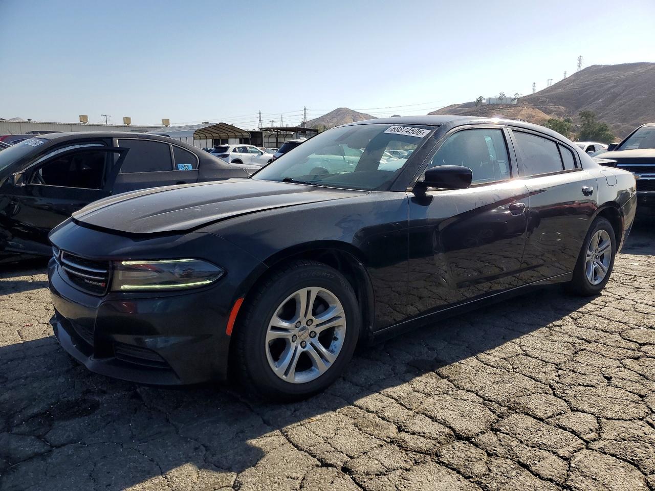 2016 DODGE CHARGER — Front 3/4