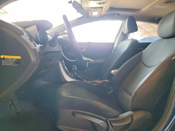 2015 HYUNDAI ELANTRA GLS(Middle) — DENT