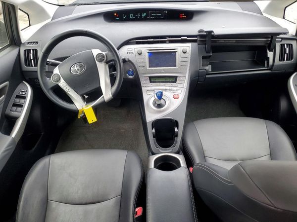 2013 TOYOTA PRIUS — CKPT