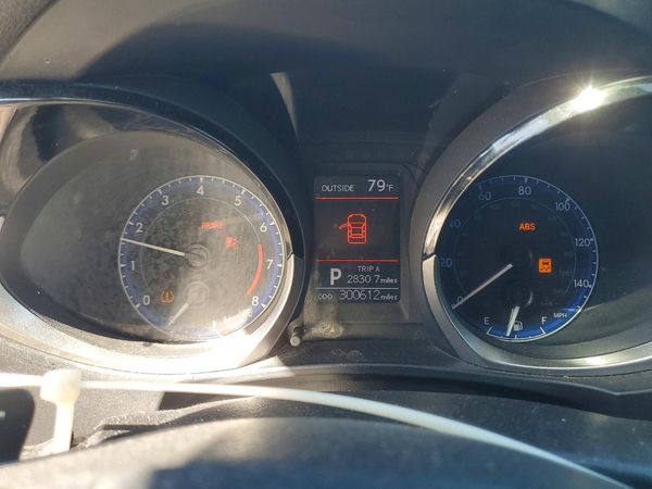 2014 TOYOTA COROLLA L/LE