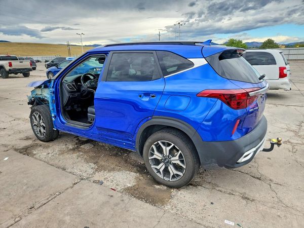 2021 KIA SELTOS EX