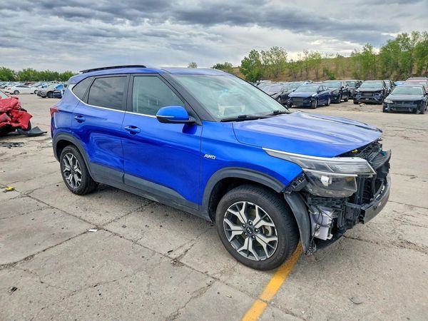 2021 KIA SELTOS EX