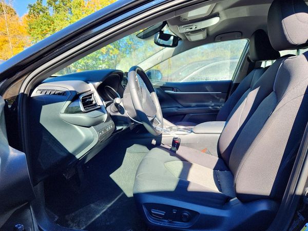 2024 TOYOTA CAMRY LE — DENT
