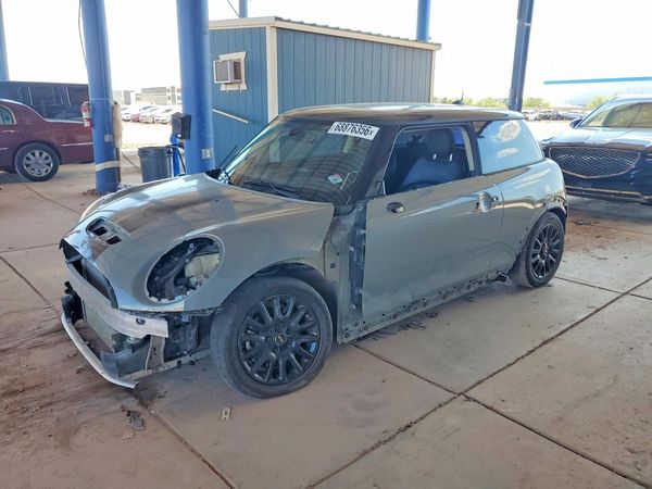 2016 MINI COOPER