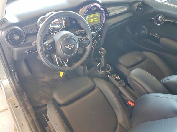 2016 MINI COOPER