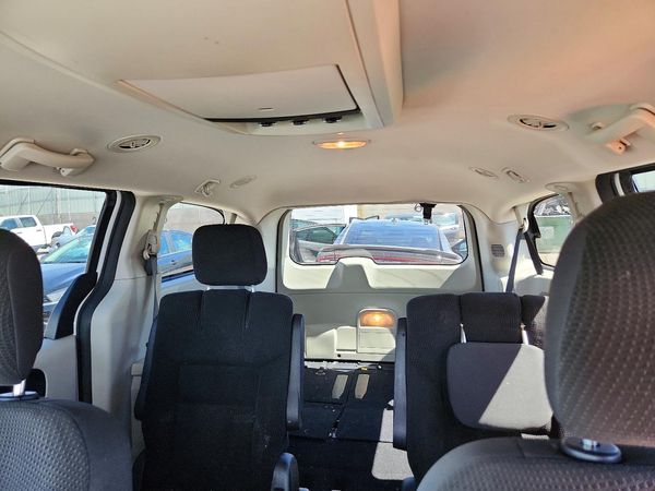 2017 DODGE GRAND CARAVAN SE, SXT, Express — SUVN