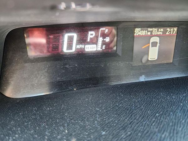 2016 TOYOTA PRIUS