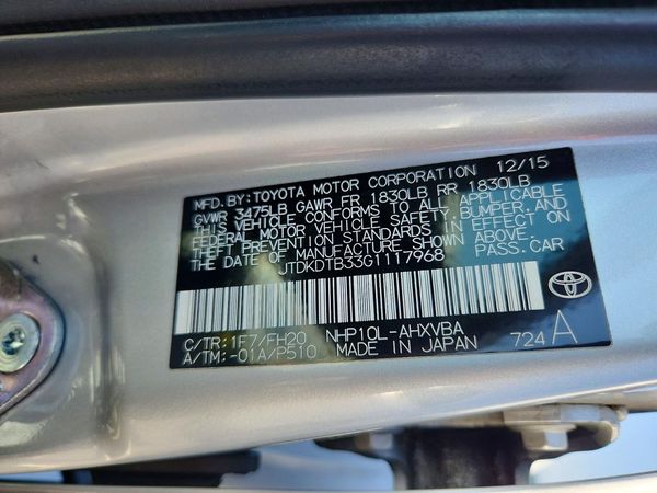2016 TOYOTA PRIUS