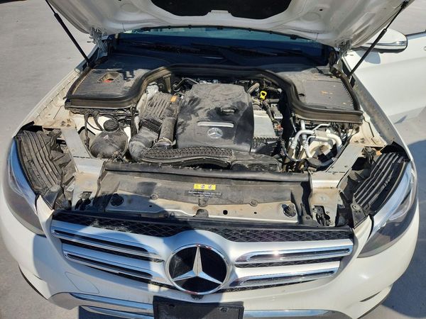 2017 MERCEDES-BENZ GLC — Engine bay