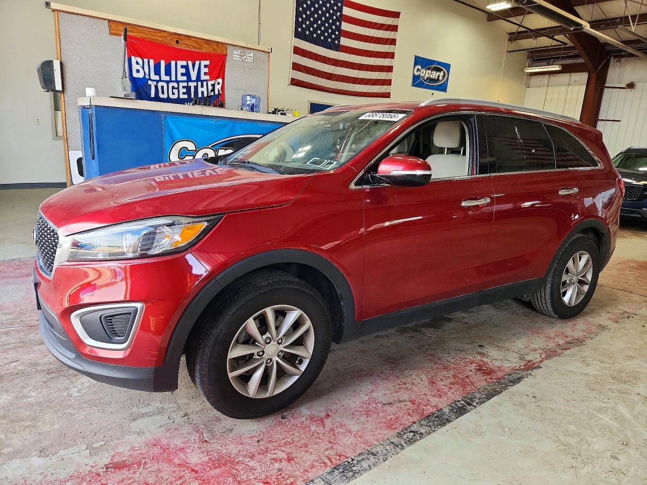 2016 KIA SORENTO — Front 3/4