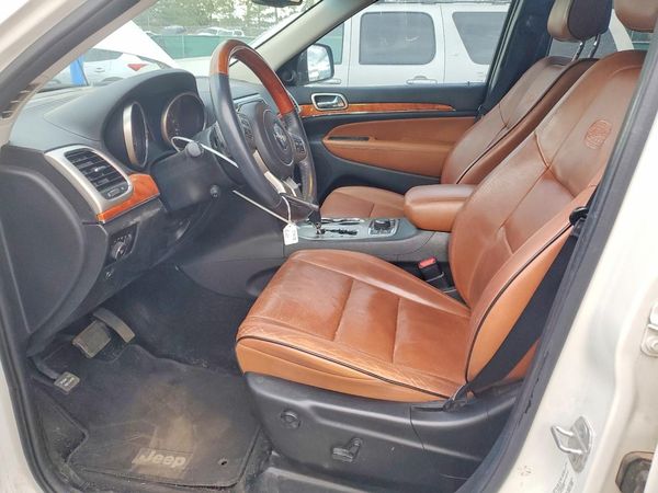 2012 JEEP CHEROKEE Overland — DENT