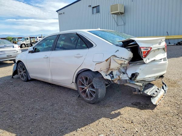 2015 TOYOTA CAMRY