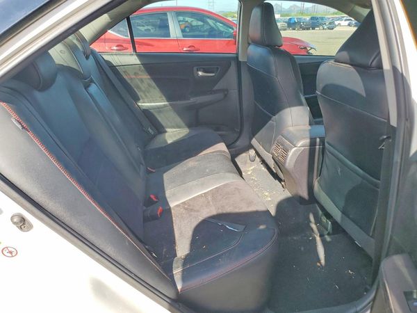 2015 TOYOTA CAMRY