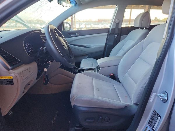 2017 HYUNDAI TUCSON — DENT
