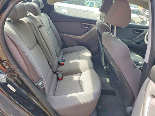 2014 HYUNDAI ELANTRA GLS (Middle)